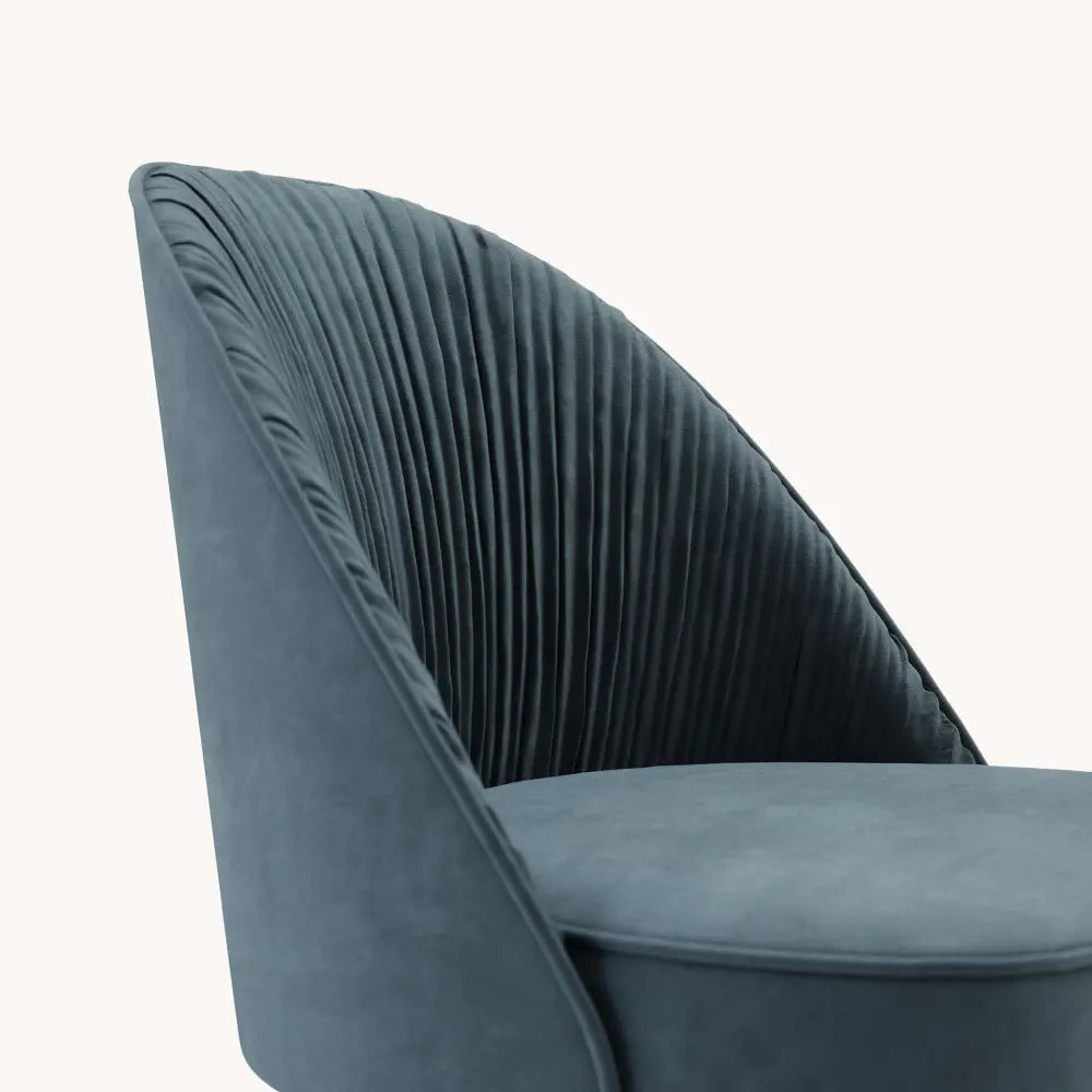 Tuoli Camille metallikoristeillla