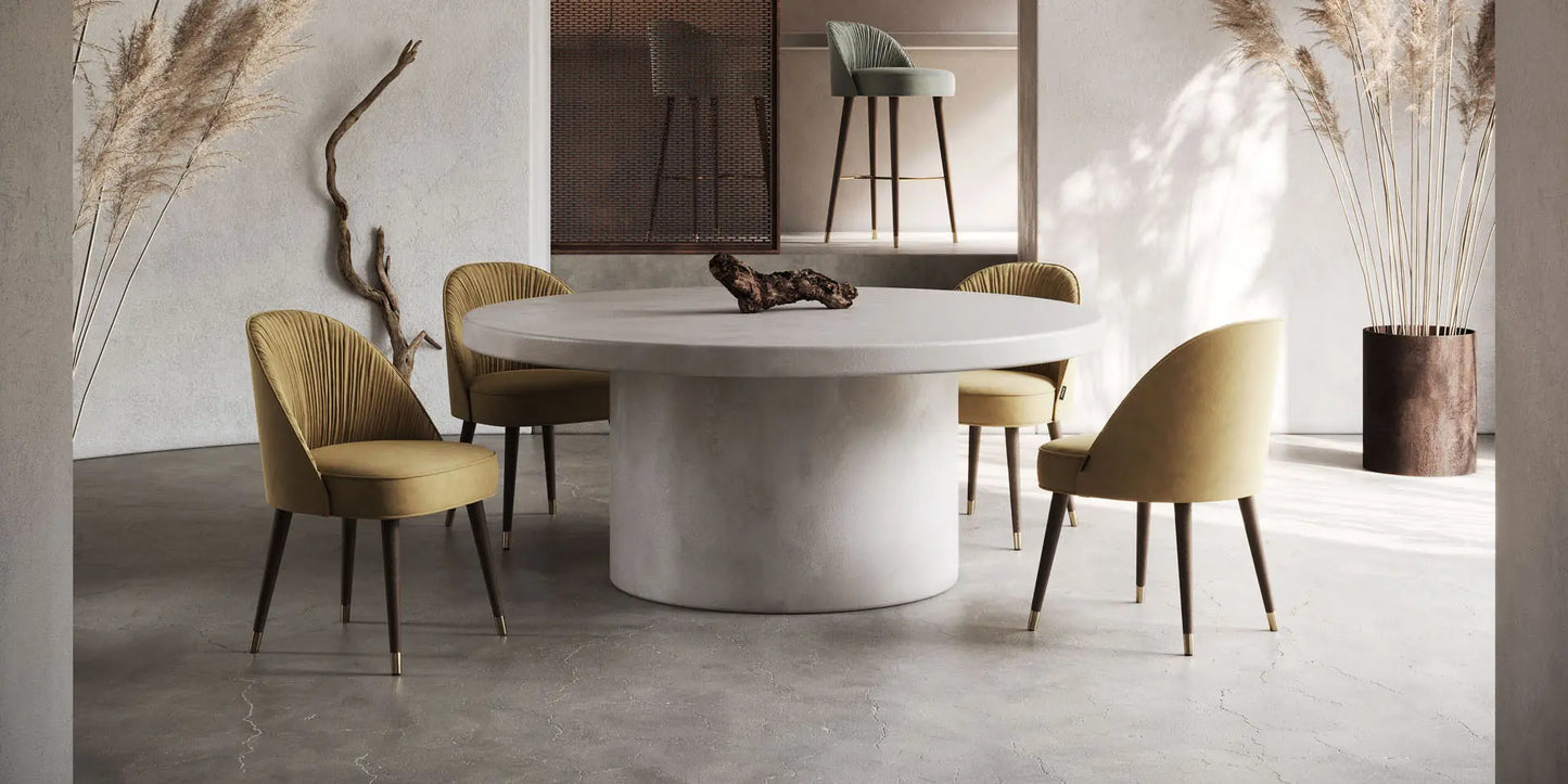 Tuoli Camille metallikoristeillla