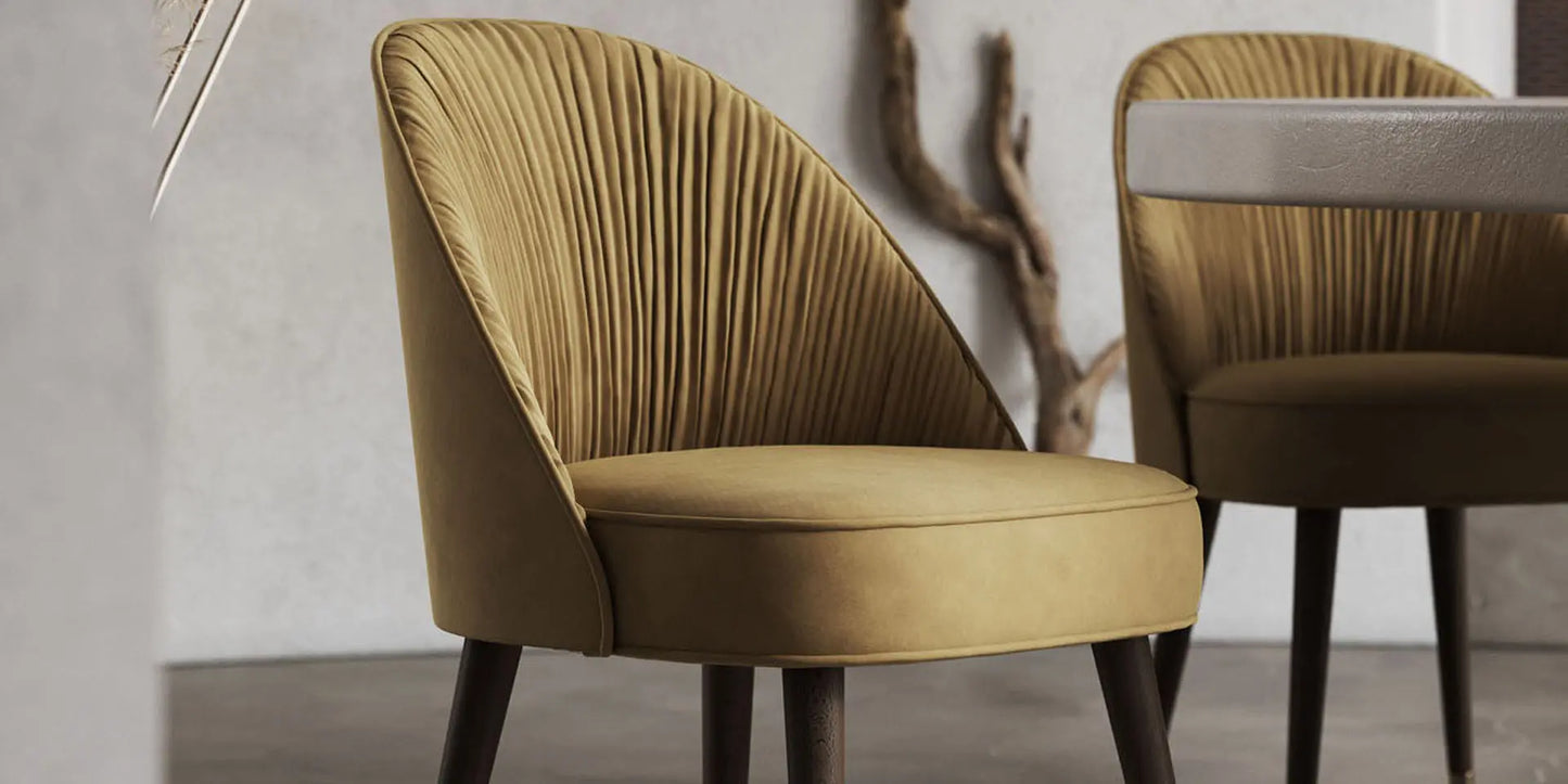 Tuoli Camille metallikoristeillla